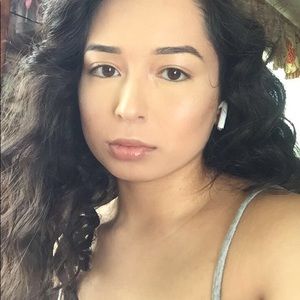 Meet your Posher, Vanessa